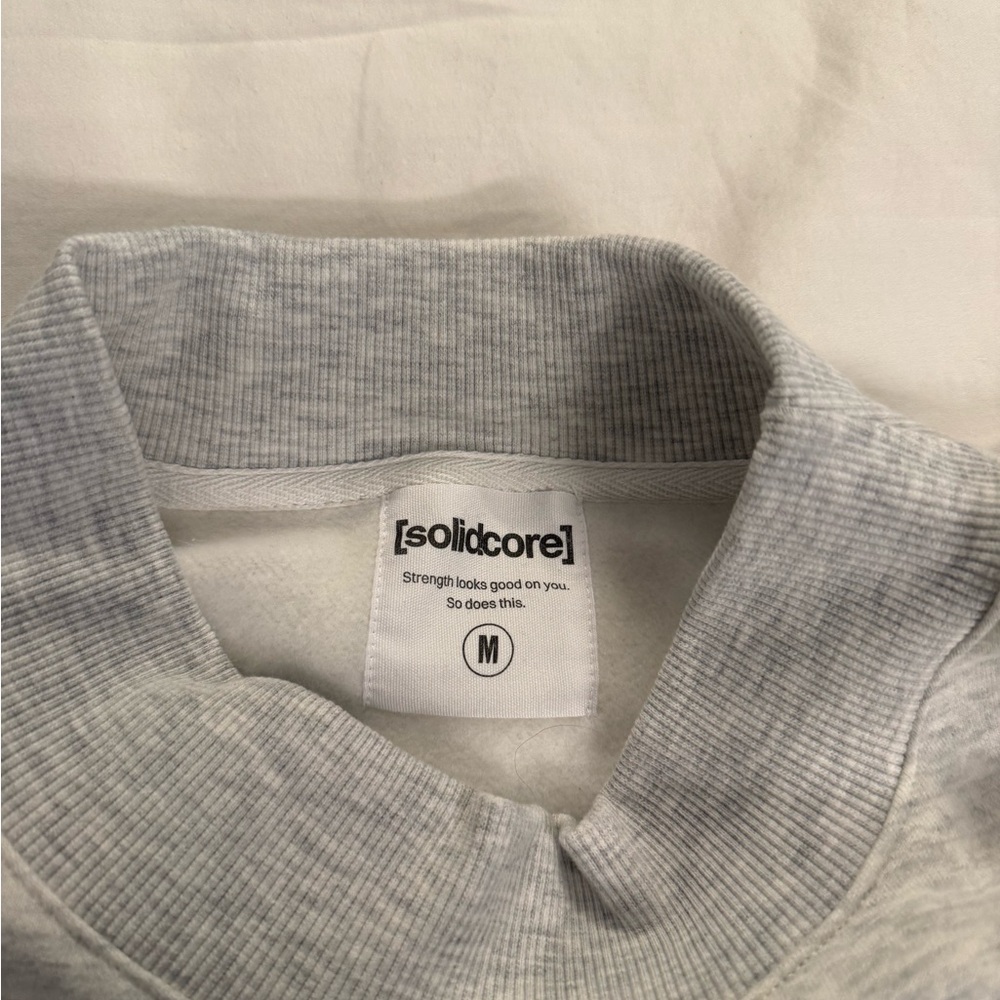 Solidcore Solidays 2025 Solid Light Gray Embossed… - image 4